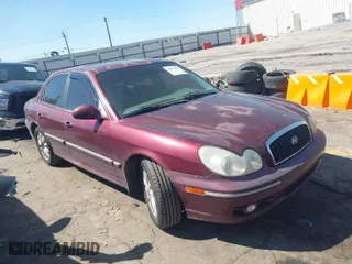 2004 Hyundai Sonata GLS with VIN KMHWF35H44A931749, listed as a IAAI auction lot 41875670 with 148,604 mi miles. Bid and sale history available at carsss.com. Image 1.