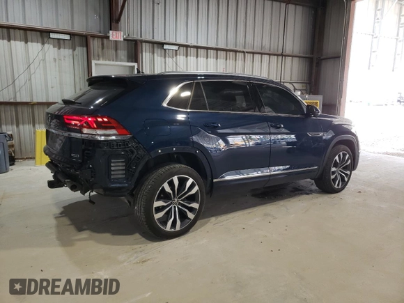 2021 Volkswagen Atlas SEL Premium R-Line with VIN 1V2FE2CA6MC207491, listed as a Copart auction lot 53086855 with 67,837 mi miles and Salvage title. Bid and sale history available at DreamBid. Image 3.