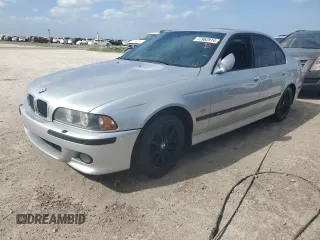 2003 BMW M5 z VIN WBSDE93433CF93518, wystawiony jako Copart lot #77962914 z przebiegiem Nie podano mil oraz Nie do naprawy. Historia ofert i sprzedaży dostępna na DreamBid. Obrazek 1.