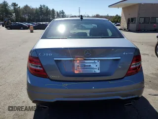 2014 Mercedes-Benz C 300 Sport with VIN WDDGF8AB4EG202033, listed as a Copart auction lot 49781945 with 126,386 mi miles and Salvage Title. Bid and sale history available at DreamBid. Image 6.