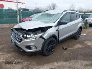 2019 Ford Escape SE with VIN 1FMCU9GD7KUB29309, listed as a IAAI auction lot 41876535 with 90,688 mi miles. Bid and sale history available at carsss.com. Image 17.