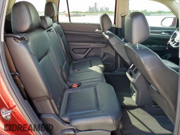 2019 Volkswagen Atlas SE z VIN 1V2UR2CA5KC521982, wystawiony jako Copart lot #60024125 z przebiegiem 120 841 mil mil oraz Szkoda całkowita • Salvage title. Historia ofert i sprzedaży dostępna na DreamBid. Obrazek 11.