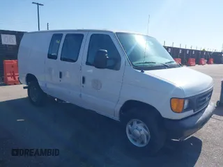2007 Ford Econoline Cargo with VIN 1FTSE34L17DA94456, listed as a IAAI auction lot 42028321 with 20,632 mi miles. Bid and sale history available at carsss.com. Image 1.