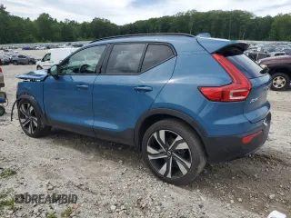 2023 Volvo XC40 Ultimate Dark Theme z VIN YV4L12UX6P2087430, wystawiony jako Copart lot #62543495 z przebiegiem 1 960 mil mil oraz Szkoda całkowita • Salvage title. Historia ofert i sprzedaży dostępna na DreamBid. Obrazek 2.