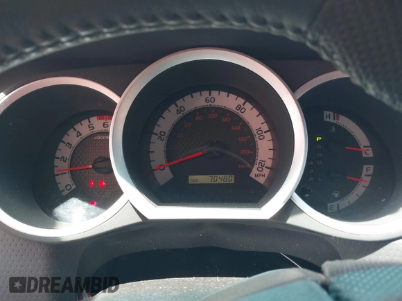 2015 Toyota Tacoma with VIN 3TMLU4EN2FM193142, listed as a IAAI auction lot 42189553 with 70,480 mi miles and . Bid and sale history available at DreamBid. Image 7.