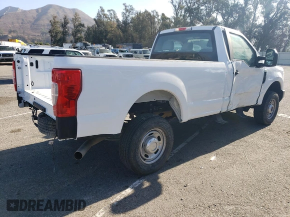 2019 Ford Super Duty F-250 SRW XL with VIN 1FDBF2B65KED69698, listed as a Copart auction lot 87228834 with 34,048 mi miles and Salvage Title. Bid and sale history available at carsss.com. Image 3.