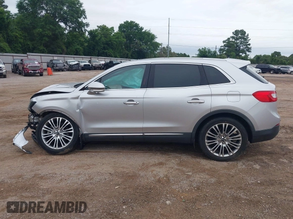 2018 Lincoln MKX Reserve z VIN 2LMPJ6LR1JBL30318, wystawiony jako IAAI lot #42204680 z przebiegiem 94 903 mil mil oraz . Historia ofert i sprzedaży dostępna na DreamBid. Obrazek 14.