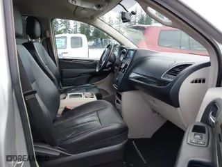 2012 Chrysler Town & Country Touring with VIN 2C4RC1BG3CR330644, listed as a IAAI auction lot 41828904 with 193,846 mi miles. Bid and sale history available at carsss.com. Image 5.