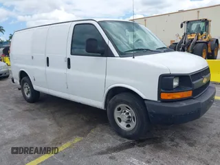 2014 Chevrolet Express Cargo Van with VIN 1GCWGFFA2E1111014, listed as a IAAI auction lot 42190194 with 97,172 mi miles. Bid and sale history available at carsss.com. Image 1.