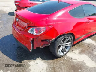 2011 Hyundai Genesis Coupe z VIN KMHHT6KD4BU056818, wystawiony jako IAAI lot #40119070 z przebiegiem 164 426 mil mil oraz . Historia ofert i sprzedaży dostępna na DreamBid. Obrazek 6.