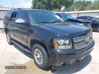 2014 Chevrolet Tahoe LS с VIN 1GNSCAE0XER219038, выставлен на аукционе IAAI как лот 42284768 с пробегом 82 037 миль миль и . История ставок и продаж доступна на DreamBid. Изображение 1.