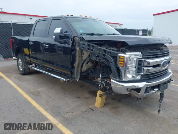 2019 Ford F-250 XL with VIN 1FT7W2B60KEG82555, listed as a IAAI auction lot 42203933 with 163,407 mi miles and . Bid and sale history available at DreamBid. Image 1.