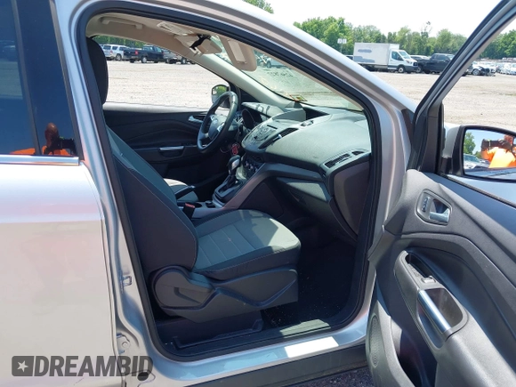 2014 Ford Escape SE с VIN 1FMCU9GX7EUC82707, выставлен на аукционе IAAI как лот 42567827 с пробегом 122 529 миль миль и . История ставок и продаж доступна на DreamBid. Изображение 5.
