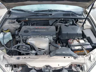 2002 Toyota Camry LE z VIN 4T1BE32K72U078387, wystawiony jako IAAI lot #42052328 z przebiegiem 157 394 mil mil oraz . Historia ofert i sprzedaży dostępna na DreamBid. Obrazek 10.