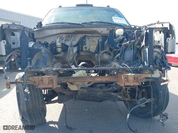2005 Chevrolet Silverado 1500 Z71 with VIN 1GCEK19B35Z150360, listed as a IAAI auction lot 41923111 with 1 mi miles. Bid and sale history available at carsss.com. Image 6.