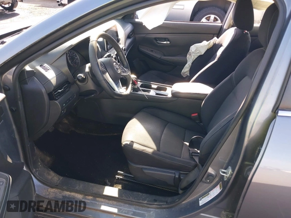 2020 Nissan Sentra SV with VIN 3N1AB8CV7LY245699, listed as a IAAI auction lot 41996373 with 35,625 mi miles and . Bid and sale history available at DreamBid. Image 5.