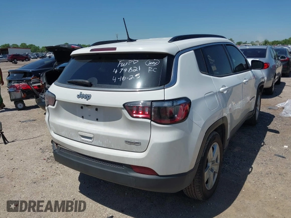2022 Jeep Compass Latitude с VIN 3C4NJCBB4NT210839, выставлен на аукционе IAAI как лот 42085461 с пробегом 27 638 миль миль и . История ставок и продаж доступна на DreamBid. Изображение 4.