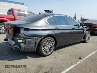 2020 BMW 5 Series 530i with VIN WBAJR3C04LWW81818, listed as a Copart auction lot 71645784 with 68,730 mi miles and Salvage Title. Bid and sale history available at DreamBid. Image 3.
