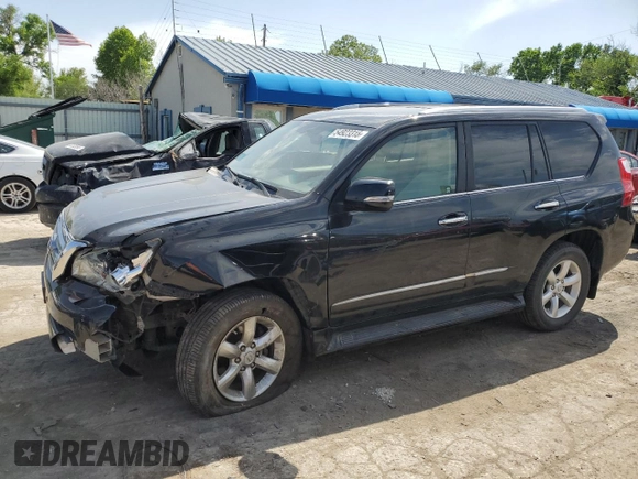 2012 Lexus GX 460 с VIN JTJBM7FX9C5037000, выставлен на аукционе Copart как лот 54923315 с пробегом 152 361 миль миль и Списание • Salvage title. История ставок и продаж доступна на DreamBid. Изображение 1.