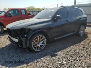 2019 BMW X5 xDrive40i z VIN 5UXCR6C55KLL34585, wystawiony jako Copart lot #53522635 z przebiegiem 96 389 mil mil oraz Szkody całkowita. Historia ofert i sprzedaży dostępna na DreamBid. Obrazek 1.