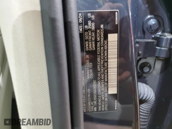 2025 Volvo S60 Plus with VIN 7JRL12GC5SG368742, listed as a Copart auction lot 57953815 with 992 mi miles and Salvage title. Bid and sale history available at DreamBid. Image 13.