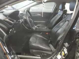 2014 Lincoln MKZ with VIN 3LN6L2J92ER819962, listed as a Copart auction lot 45731245 with 181,906 mi miles and Salvage Title. Bid and sale history available at carsss.com. Image 7.