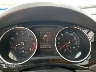 2015 Volkswagen Jetta SE с VIN 3VWD17AJ2FM216174, выставлен на аукционе Copart как лот 63268445 с пробегом 154 174 миль миль и Списание • Salvage title. История ставок и продаж доступна на DreamBid. Изображение 9.