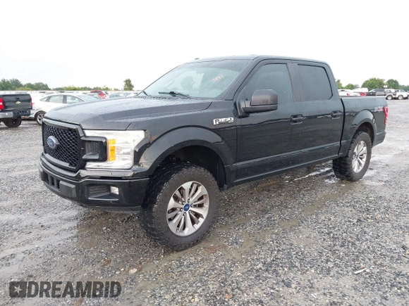 2018 Ford F-150 XL z VIN 1FTEW1CP4JFB01141, wystawiony jako IAAI lot #42703141 z przebiegiem 232 138 mil mil oraz . Historia ofert i sprzedaży dostępna na DreamBid. Obrazek 2.
