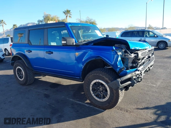 2022 Ford Bronco z VIN 1FMEE5DPXNLB37346, wystawiony jako IAAI lot #41346731 z przebiegiem 20 709 mil mil oraz . Historia ofert i sprzedaży dostępna na DreamBid. Obrazek 1.
