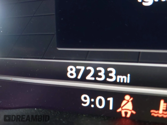 2019 Audi A4 Premium Plus z VIN WAUENAF41KN016542, wystawiony jako IAAI lot #42176172 z przebiegiem 87 233 mil mil oraz . Historia ofert i sprzedaży dostępna na DreamBid. Obrazek 15.