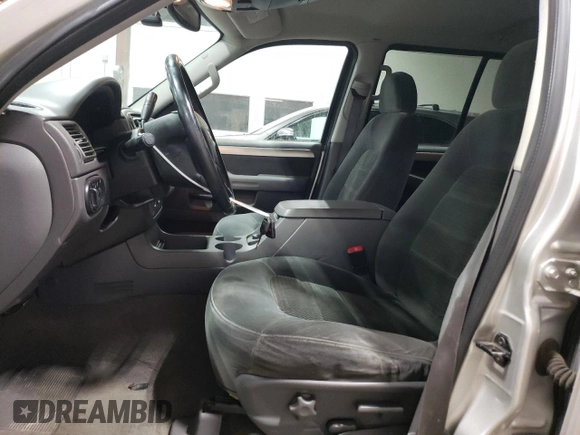 2003 Ford Explorer XLT с VIN 1FMDU73K73ZA51602, выставлен на аукционе Copart как лот 52432045 с пробегом 161 642 миль миль и Списание • Salvage title. История ставок и продаж доступна на DreamBid. Изображение 7.