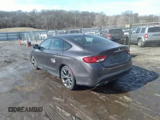 2015 Chrysler 200 S with VIN 1C3CCCBGXFN515782, listed as a IAAI auction lot 41639282 with 138,747 mi miles. Bid and sale history available at carsss.com. Image 3.