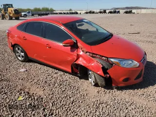 2013 Ford Focus SE with VIN 1FADP3F23DL353138, listed as a Copart auction lot 50189925 with 104,006 mi miles and Salvage Title. Bid and sale history available at carsss.com. Image 4.