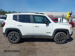 2023 Jeep Renegade Latitude with VIN ZACNJDB17PPP70259, listed as a IAAI auction lot 41862138 with 27,635 mi miles and . Bid and sale history available at DreamBid. Image 13.