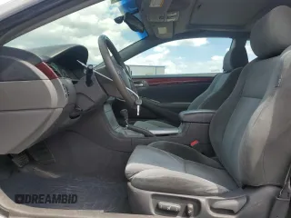 2005 Toyota Solara SE z VIN 4T1CE38P45U981916, wystawiony jako Copart lot #55444775 z przebiegiem 240 339 mil mil oraz Szkoda całkowita • Salvage title. Historia ofert i sprzedaży dostępna na DreamBid. Obrazek 7.