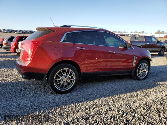 2015 Cadillac SRX Performance Collection z VIN 3GYFNCE37FS525052, wystawiony jako Copart lot #50101105 z przebiegiem 138 471 mil mil oraz Szkoda całkowita • Salvage title. Historia ofert i sprzedaży dostępna na DreamBid. Obrazek 3.
