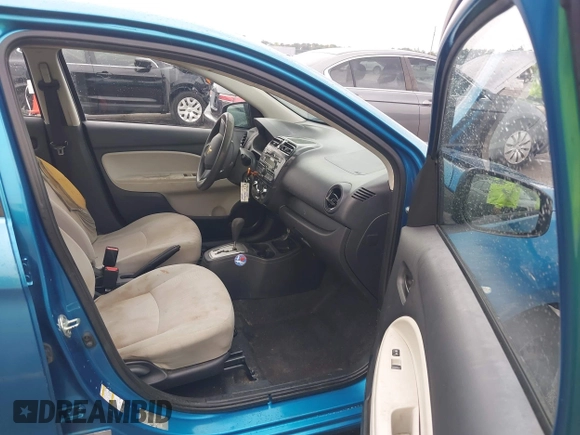 2017 Mitsubishi Mirage ES z VIN ML32F3FJ7HHF07604, wystawiony jako IAAI lot #42411469 z przebiegiem 95 197 mil mil oraz . Historia ofert i sprzedaży dostępna na DreamBid. Obrazek 5.