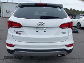 2017 Hyundai Santa Fe 2.4L с VIN 5NMZUDLB1HH035769, выставлен на аукционе IAAI как лот 42764052 с пробегом 73 139 миль миль и . История ставок и продаж доступна на DreamBid. Изображение 16.