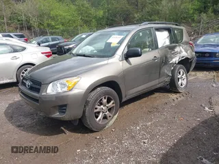 2009 Toyota RAV4 with VIN JTMZF33V395002548, listed as a IAAI auction lot 41928255 with 136,161 mi miles. Bid and sale history available at carsss.com. Image 2.