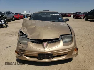 2000 Pontiac Sunfire SE z VIN 1G2JB1249Y7165024, wystawiony jako Copart lot #71418264 z przebiegiem Nie podano mil oraz Szkody całkowita. Historia ofert i sprzedaży dostępna na DreamBid. Obrazek 5.
