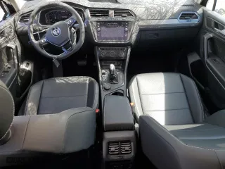 2021 Volkswagen Tiguan SE with VIN 3VV2B7AX2MM075326, listed as a Copart auction lot 52449985 with 8,034 mi miles and Salvage Title. Bid and sale history available at carsss.com. Image 8.