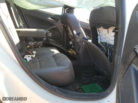 2015 Mercedes-Benz GLA-Class GLA 250 with VIN WDCTG4EB6FJ113541, listed as a Copart auction lot 83617674 with 0 mi miles and Salvage Title. Bid and sale history available at carsss.com. Image 11.