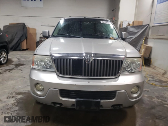 2003 Lincoln Navigator Luxury with VIN 5LMFU28R93LJ21683, listed as a Copart auction lot 80152034 with 139,811 mi miles and Salvage Title. Bid and sale history available at carsss.com. Image 5.