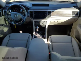 2019 Volkswagen Atlas 3.6L V6 SE w/Technology R-Line with VIN 1V2XR2CA4KC593642, listed as a Copart auction lot 45690315 with 56,454 mi miles and Salvage Title. Bid and sale history available at carsss.com. Image 8.