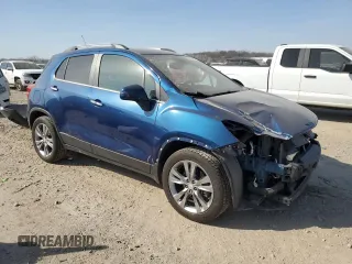 2020 Chevrolet Trax LT with VIN 3GNCJLSB6LL112391, listed as a Copart auction lot 48782835 with 0 mi miles and Salvage Title. Bid and sale history available at carsss.com. Image 4.