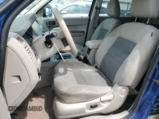 2008 Ford Escape XLT с VIN 1FMCU03108KB12718, выставлен на аукционе Copart как лот 57175474 с пробегом 152 698 миль миль и Списание • Salvage title. История ставок и продаж доступна на DreamBid. Изображение 7.