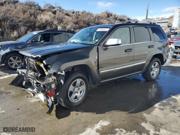 2006 Jeep Grand Cherokee Overland with VIN 1J8HR68236C360770, listed as a Copart auction lot 42360875 with 194,237 mi miles and Salvage Title. Bid and sale history available at carsss.com. Image 1.