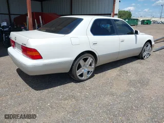 2000 Lexus LS 400 with VIN JT8BH28F0Y0167488, listed as a IAAI auction lot 41820518 with 278,656 mi miles. Bid and sale history available at carsss.com. Image 4.