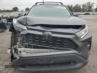 2020 Toyota RAV4 XLE with VIN 2T3W1RFV2LC045134, listed as a Copart auction lot 59635475 with 122,144 mi miles and Salvage title. Bid and sale history available at DreamBid. Image 5.