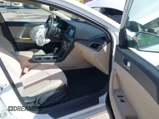 2017 Hyundai Sonata SE with VIN 5NPE24AF9HH438492, listed as a IAAI auction lot 41983658 with 213,159 mi miles and . Bid and sale history available at DreamBid. Image 5.
